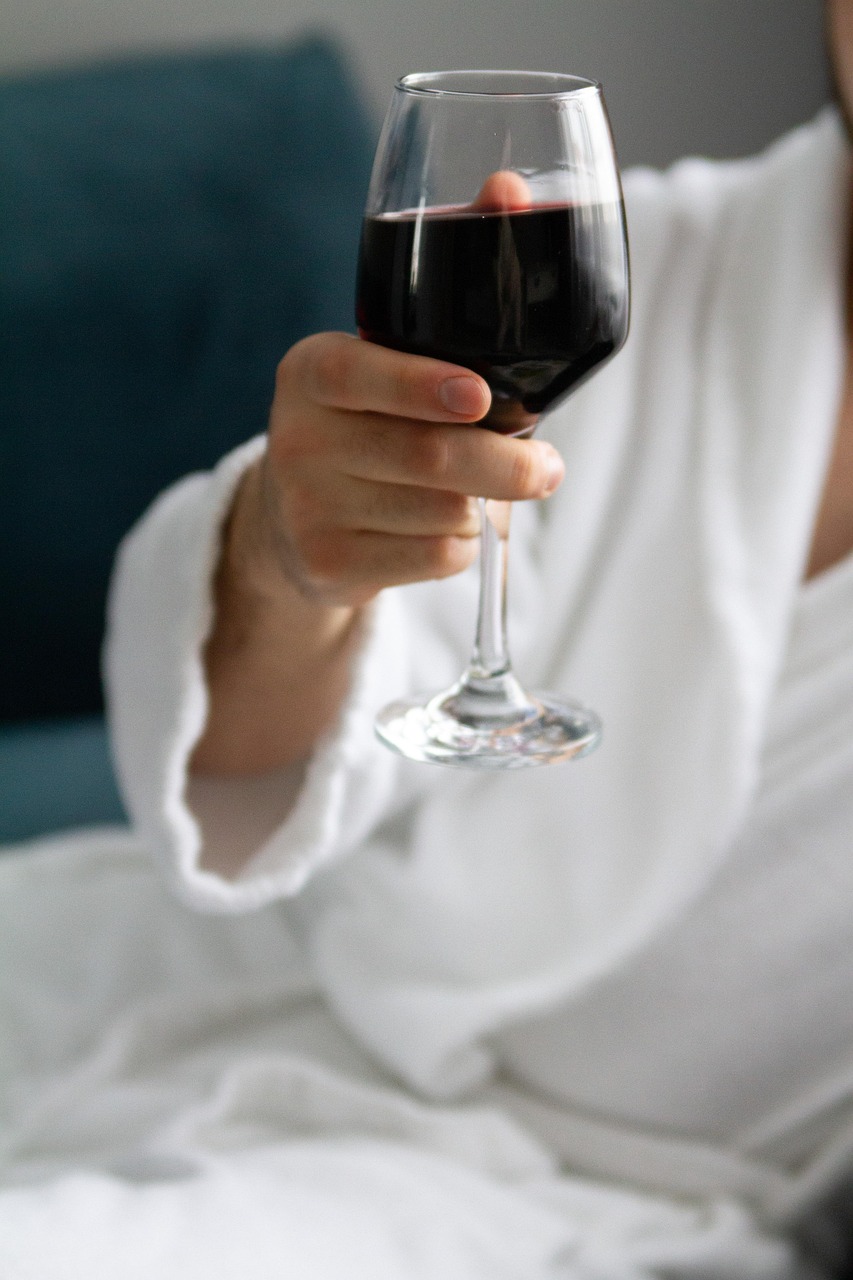 bucharest-thermal-spa-robe-wine